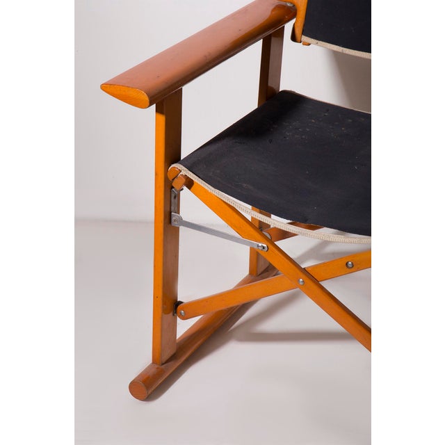 This 1970s director's chair by Reguitti is the perfect blend of functionality and elegance, with a touch of Hollywood...