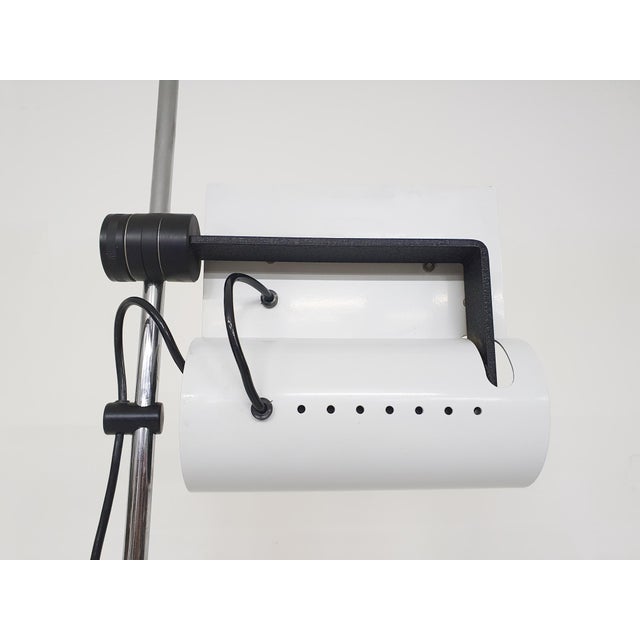 White Metal Floor Lamp, Italy, 1980s For Sale - Image 6 of 14