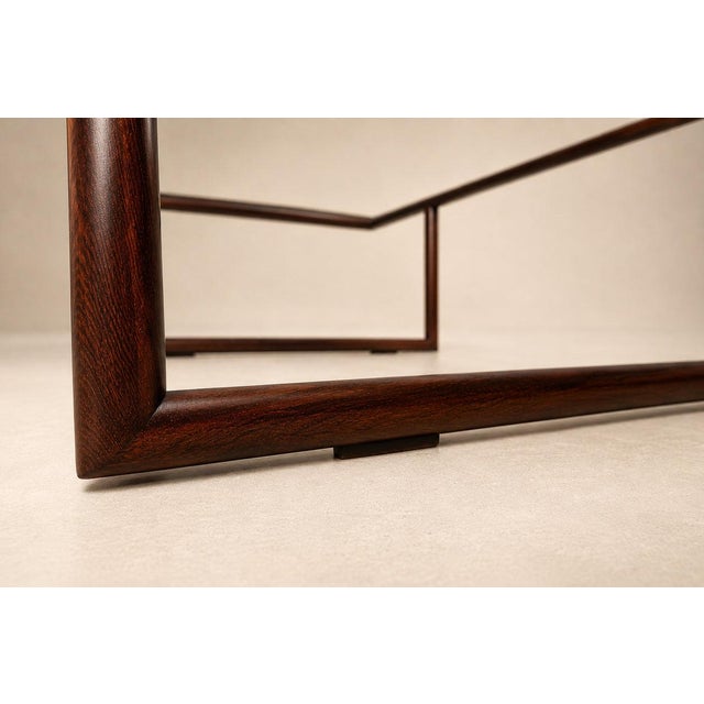 Joaquim Tenreiro Coffee Table in Brazilian Rosewood & Glass, Brazil, 1960s Lot 750C For Sale - Image 15 of 18