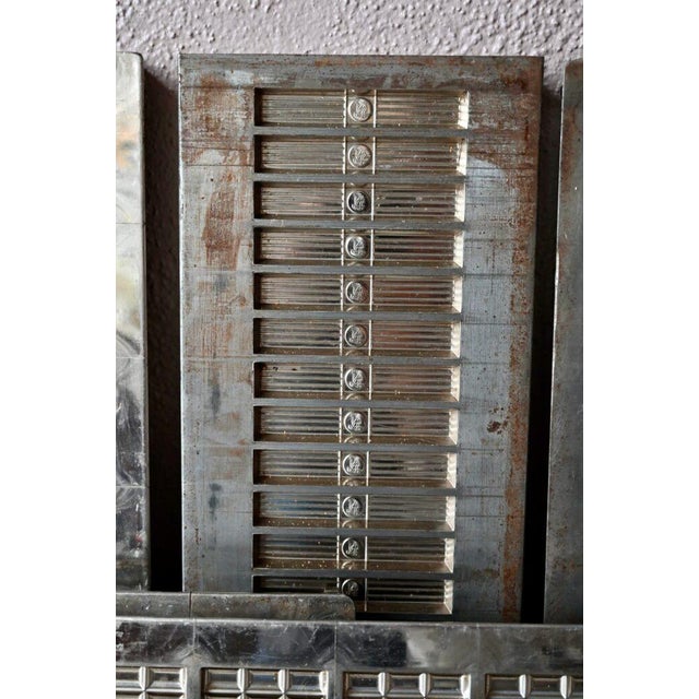 We appreciate these antique objects, steeped in history… and deliciousness. These charming chocolate molds, found in...