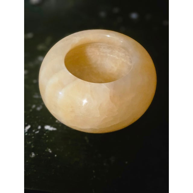 Beautiful marble candle holder. can be used with tealights for a mood effect or a taper candle up to approx 2 in. wide....