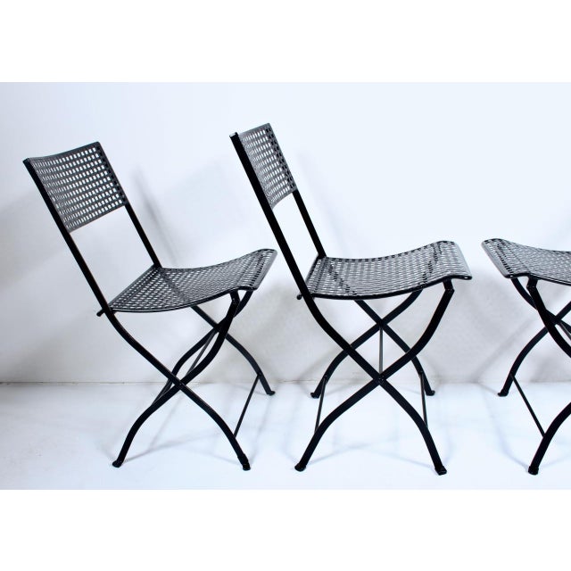 1930s French Style Woven Black Enameled Iron Folding Bistro Chairs, Circa 1930 - Set of 4 For Sale - Image 5 of 12