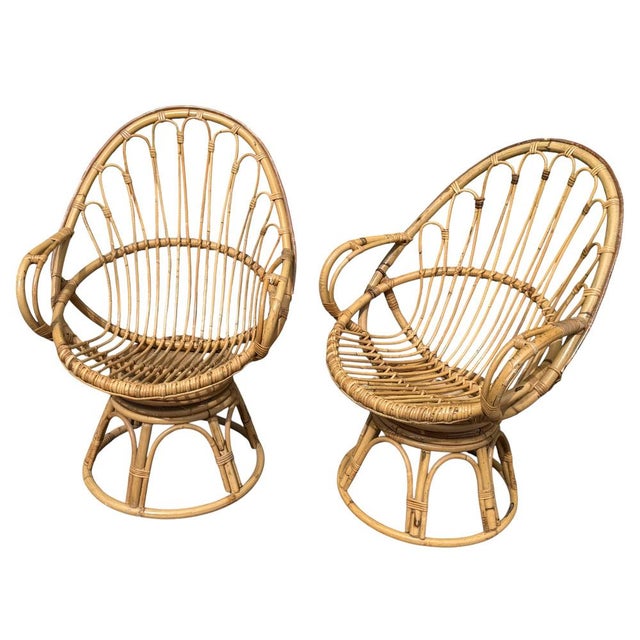 Magnificent pair of rattan Egg chairs from the 60s, handcrafted in the south of France.