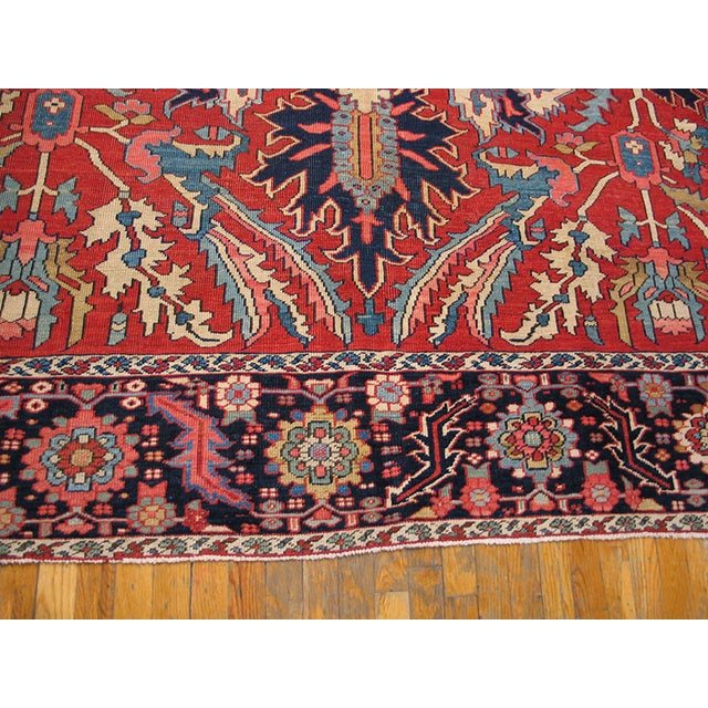 Tribal 1900s Red Antique Tribal Geometric Allover Design Heriz Serapi Room Size Rug For Sale - Image 3 of 6