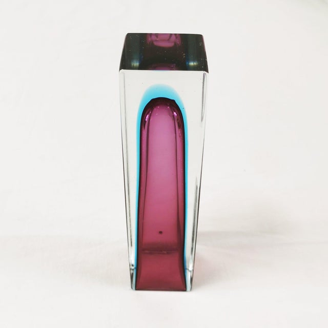 1960s Vintage Italian Murano Sommerso Vase, 1960s For Sale - Image 5 of 10