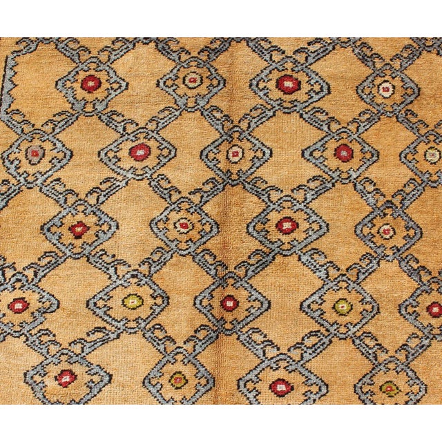 Vintage Turkish Oushak Rug With Golden Tan Field and Repeating Rosette Motif For Sale In Atlanta - Image 6 of 9
