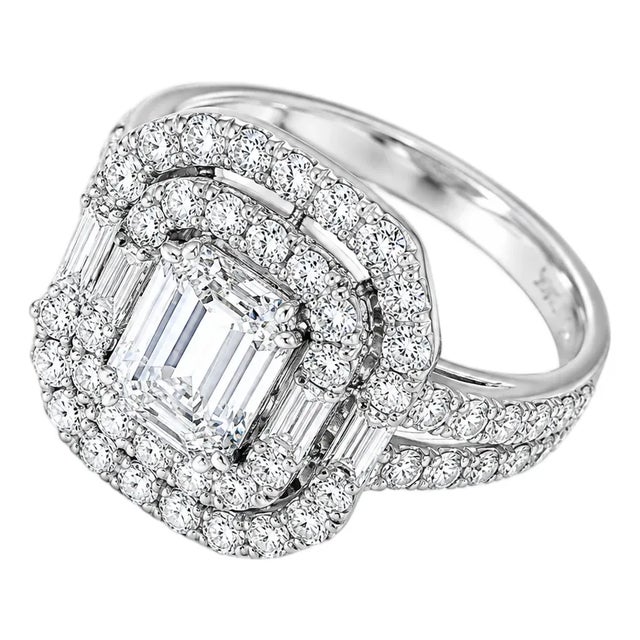 Late 20th Century 18K White Gold GIA Certified Diamond Engagement Ring, Size 6.75 For Sale