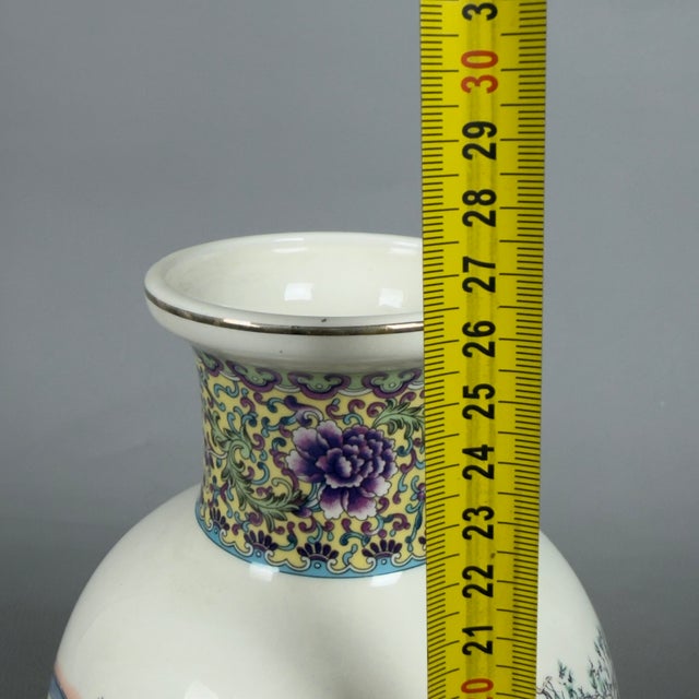Oriental Vases in Japanese Polychrome Ceramic, Set of 3 For Sale - Image 12 of 13