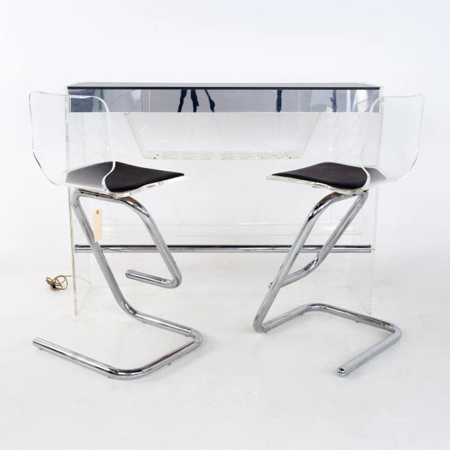 Luigi Bardini Mid Century Illuminating Lucite Bar and Barstools Barstools each measure: 17 wide x 19 deep x 40.5 high,...