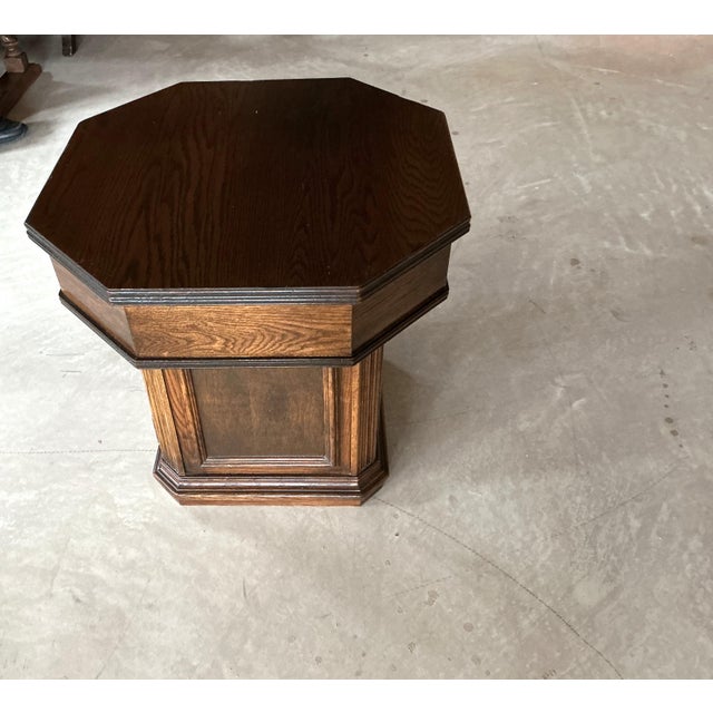 This is an end table from Ethan Allen. I bought this about 1980. It is in excellent condition. It measures 23-1/4 inches...