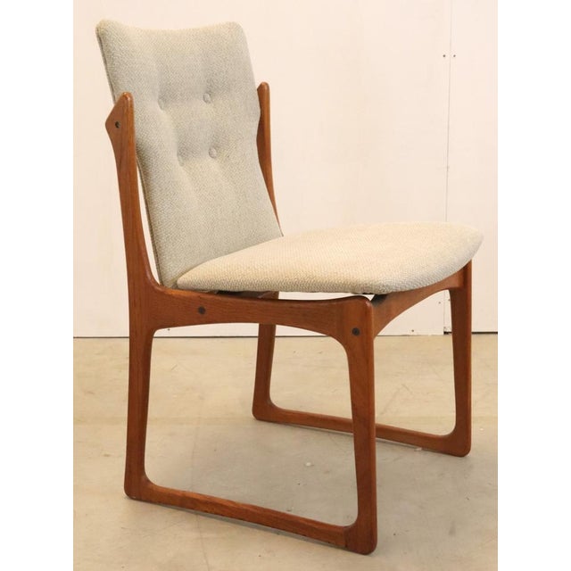 Vintage Chairs in Fabric and Rattan, Set of 4 For Sale - Image 3 of 16