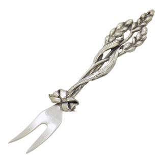 Vintage Italian Handmade Genuine Silver .800 Wheat Ears and Ribbon Decorated Cocktail Fork For Sale