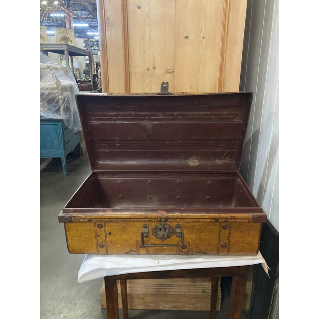 Early 20th Century Goldenrod Metal Luggage From India For Sale - Image 4 of 7