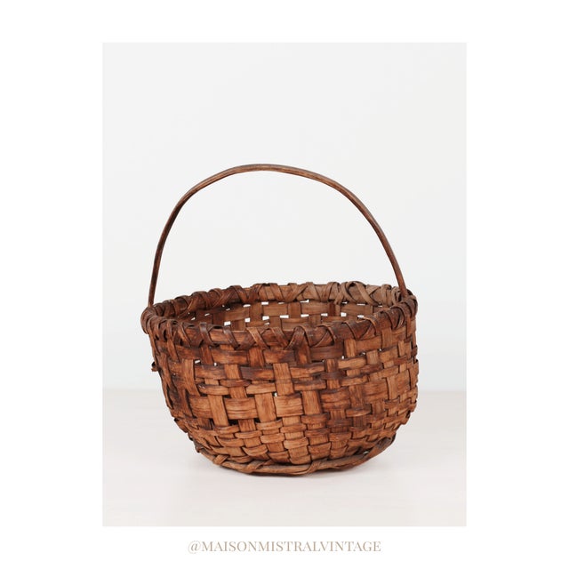 Late 19th to Early 20th Century Hand-Woven American Splint Gathering Basket For Sale - Image 11 of 11