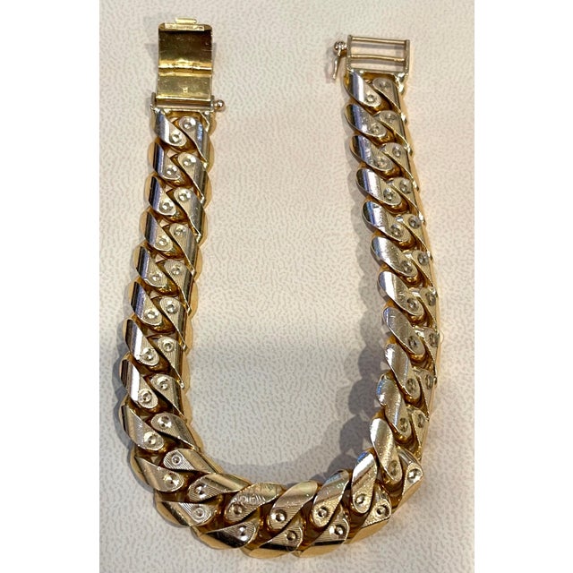 Vintage 22 Karat Yellow Gold 102.1 Gm Cuban link Bracelet Unisex For Sale - Image 18 of 18