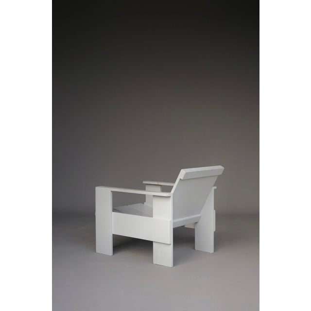 The crate chair was designed by Gerrit Rietveld in the 1930s. This piece was manufactured according to Rietveld's design...