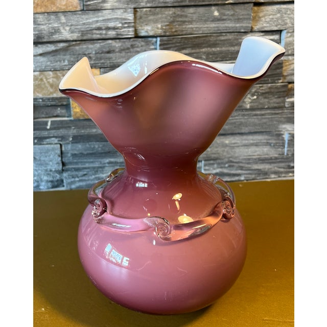 Mauve Vintage Mauve Art Glass Bulbous Handkerchief Vase For Sale - Image 8 of 10