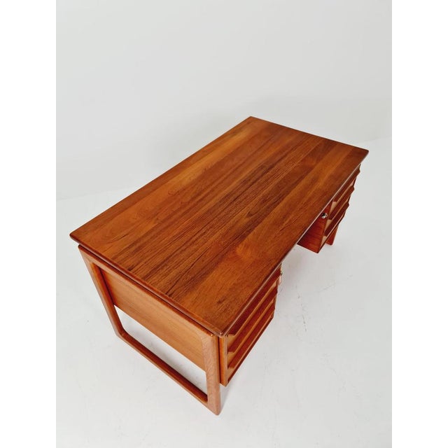 Brown Vintage Danish Desk in Teak by Arne Vodder for GV Møbler, 1960s For Sale - Image 8 of 11
