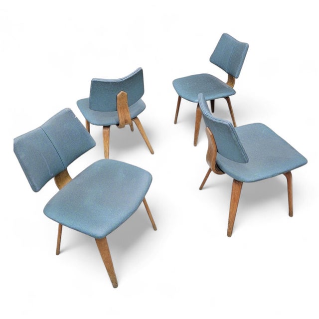 Thonet MCM Bentwood Dining Chairs by Thonet for Reupholstery - Set of 4 For Sale - Image 4 of 4