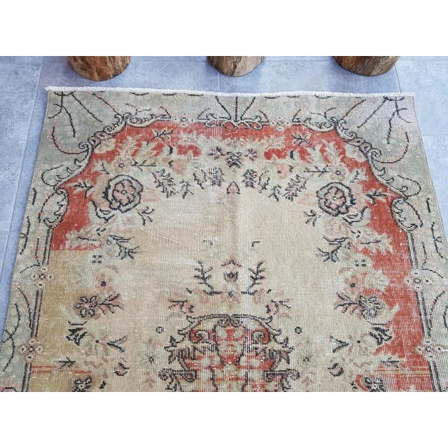 Textile Anatolian Oushak Floor Rug, 1950 For Sale - Image 7 of 11