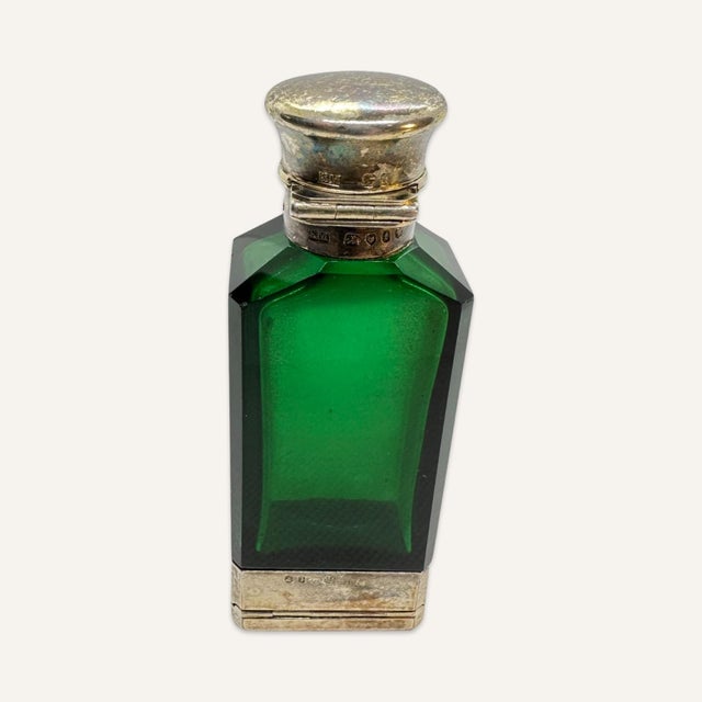 Victorian Mid 19th Century Victorian Integrated Vinaigrette by Sampson Mordan & Co, London For Sale - Image 3 of 12