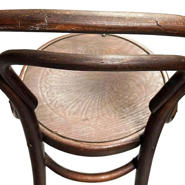Vienna Secession Bent Oak Chair W/ Shell Seat No. 14 by Thonet For Sale In Los Angeles - Image 6 of 7