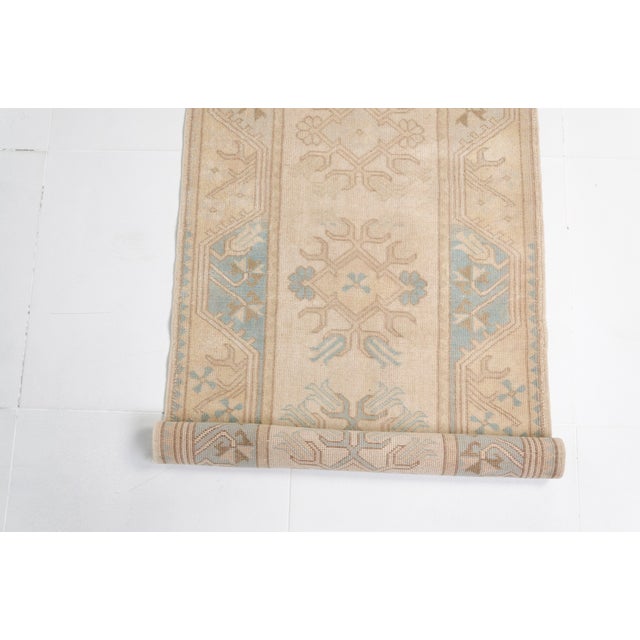 1950s Mid 20th Century Muted Cream & Soft Aqua Floral Rug For Sale - Image 5 of 10