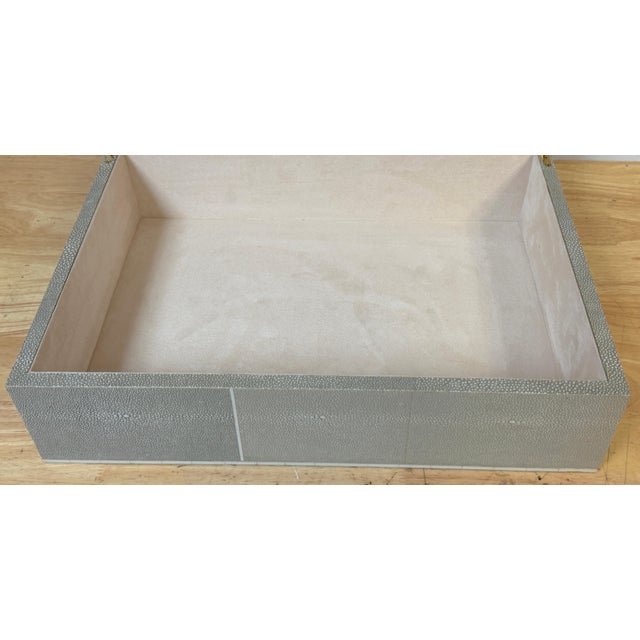 Modern Monumental Geometric Faux Shagreen and Ivory Decorative Box For Sale - Image 3 of 16