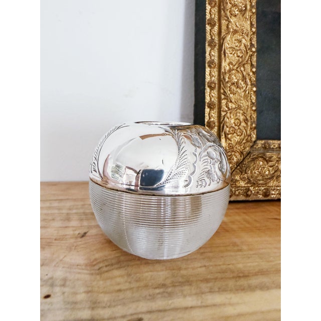 A lovely antique circa 1907 English glass match striker with sterling silver rim. Excellent antique condition, just some...
