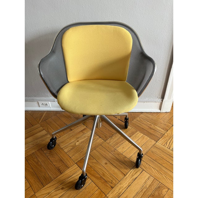 Modern Italian Modern Swivel Chair For Sale - Image 3 of 6