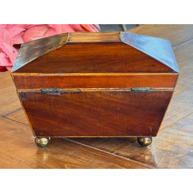 Traditional 19th Century Small Mahogany Tea Caddy For Sale - Image 3 of 6