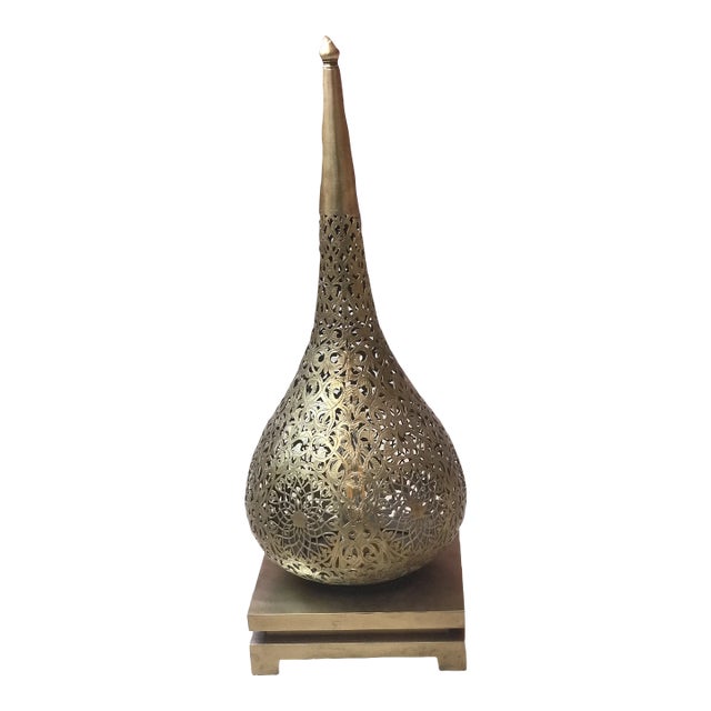 1980s Decorative Moroccan Embossed Brass Floor Lamp For Sale