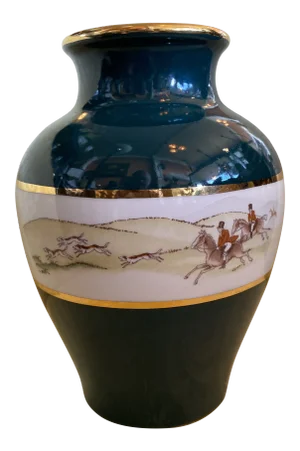 1980s Hunter Green Vase with a Hunting Scene Vase