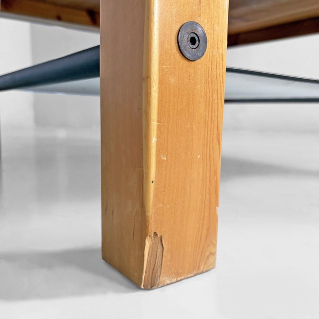 Italian Modern Leather and Wooden Coffee Table attributed to Silvano Passi, 1970s For Sale - Image 9 of 14