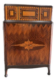 Example of Chiffoniers