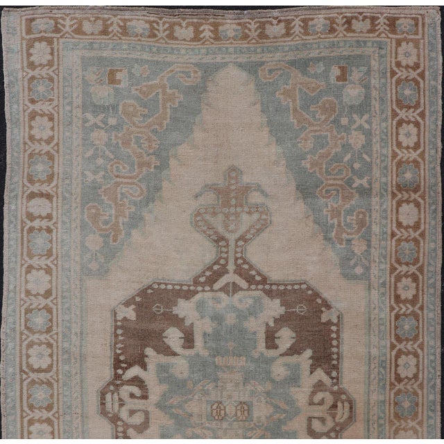 Mid Century Turkish Oushak Rug in Wool With Sub-Geometric Etched Medallion Design For Sale - Image 4 of 13