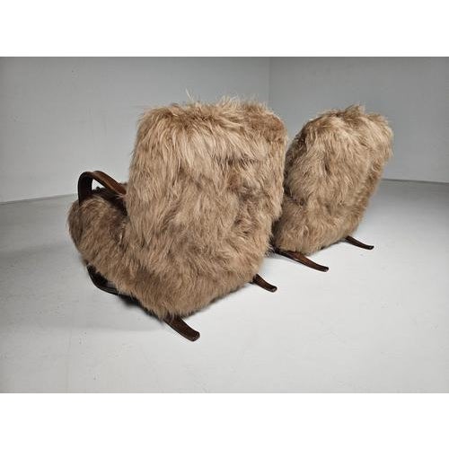 H269 Chairs in Long Hair Mongolian Sheepskin by Jindrich Halabala, 1930s, Set of 2 For Sale - Image 6 of 11