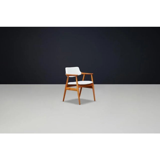 Mid-Century Teak GM11 Dining Chairs Model by Svend Åge Eriksen for Glostrup, 1960s, Set of 4 For Sale - Image 6 of 9