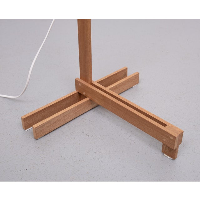 Very nice natural organic floor lamp comes with its original real leaf shade . Hand made . Very good condition . European...