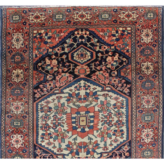 Measures: 3'6 x 4'9. Persian Sarouk Faraghan Small Rug with Medallion Design Antique 3'6"x4'9". Keivan Woven Arts / rug...
