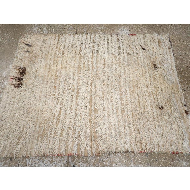 Galerie Shabab Collection Mid-20th Century Turkish Tulu Rug For Sale In New York - Image 6 of 10
