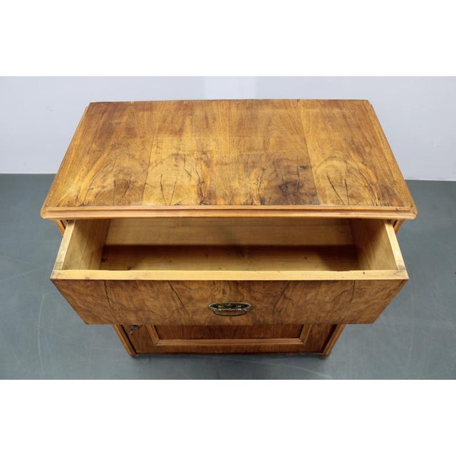 Cabinet in Walnut Finish, Former Czechoslovakia, 1930s For Sale - Image 17 of 18