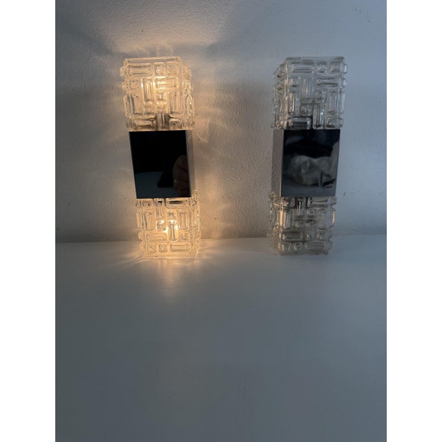 Vintage Space Age Wall Lamps in the style of Gaetano Sciolari, 1970s, Set of 2 For Sale - Image 4 of 5