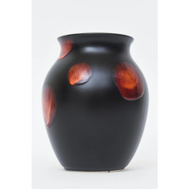 Vintage English Ceramic Black and Red Vase by Poole, 1960's For Sale In Miami - Image 6 of 9