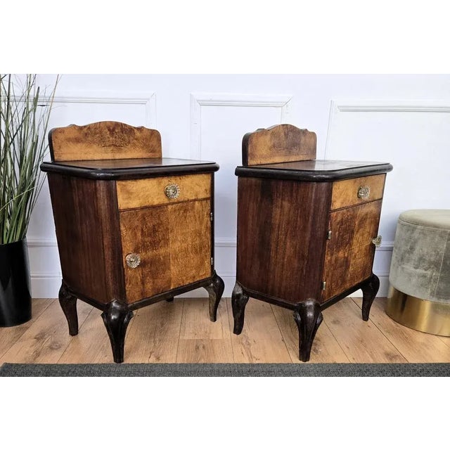 Italian Art Deco Nightstands in Burl Walnut, 1940s, Set of 2 For Sale - Image 8 of 10
