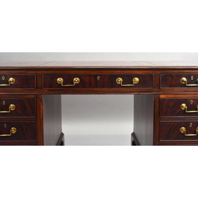 Edwardian Mahogany Pedestal Desk, 1900s For Sale - Image 3 of 10