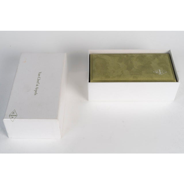 Textile Bracelet Box from Van Cleef & Arpels, 1990s For Sale - Image 7 of 8