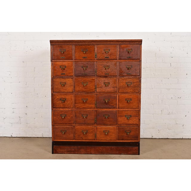 Antique Mission Oak Arts & Crafts 24-Drawer Card Catalog or File Cabinet, Circa 1900 For Sale - Image 13 of 13