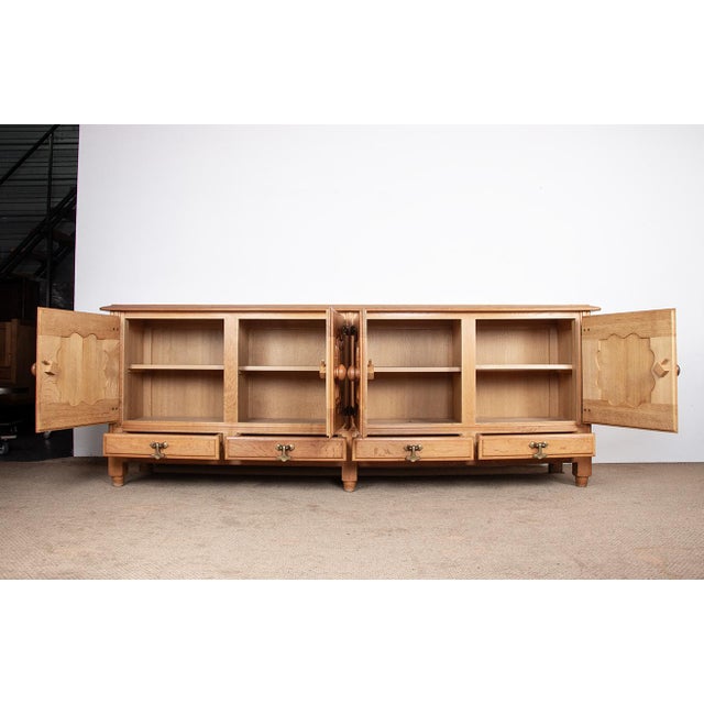 Guillerme et Chambron Large French Sideboard in Oak by Guillerme et Chambron for Votre Maison, 1960s For Sale - Image 4 of 18