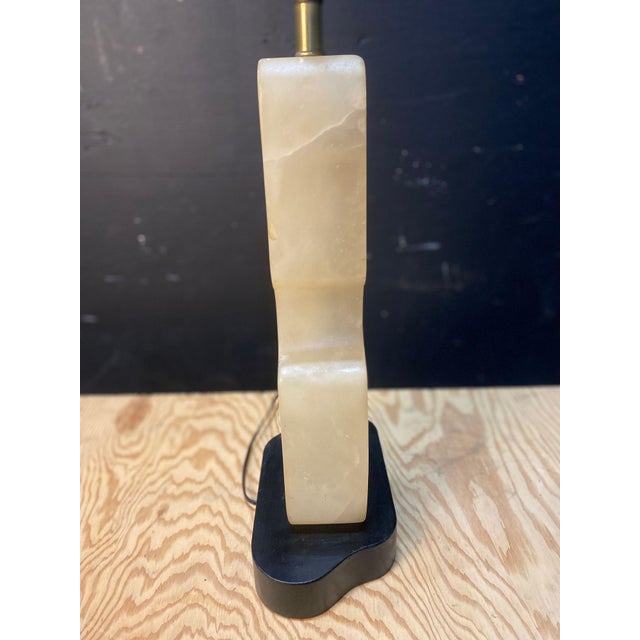 Mid-Century Modern 1950's Italian Alabaster Table Lamp by Maurizio Tempestini For Sale - Image 3 of 10